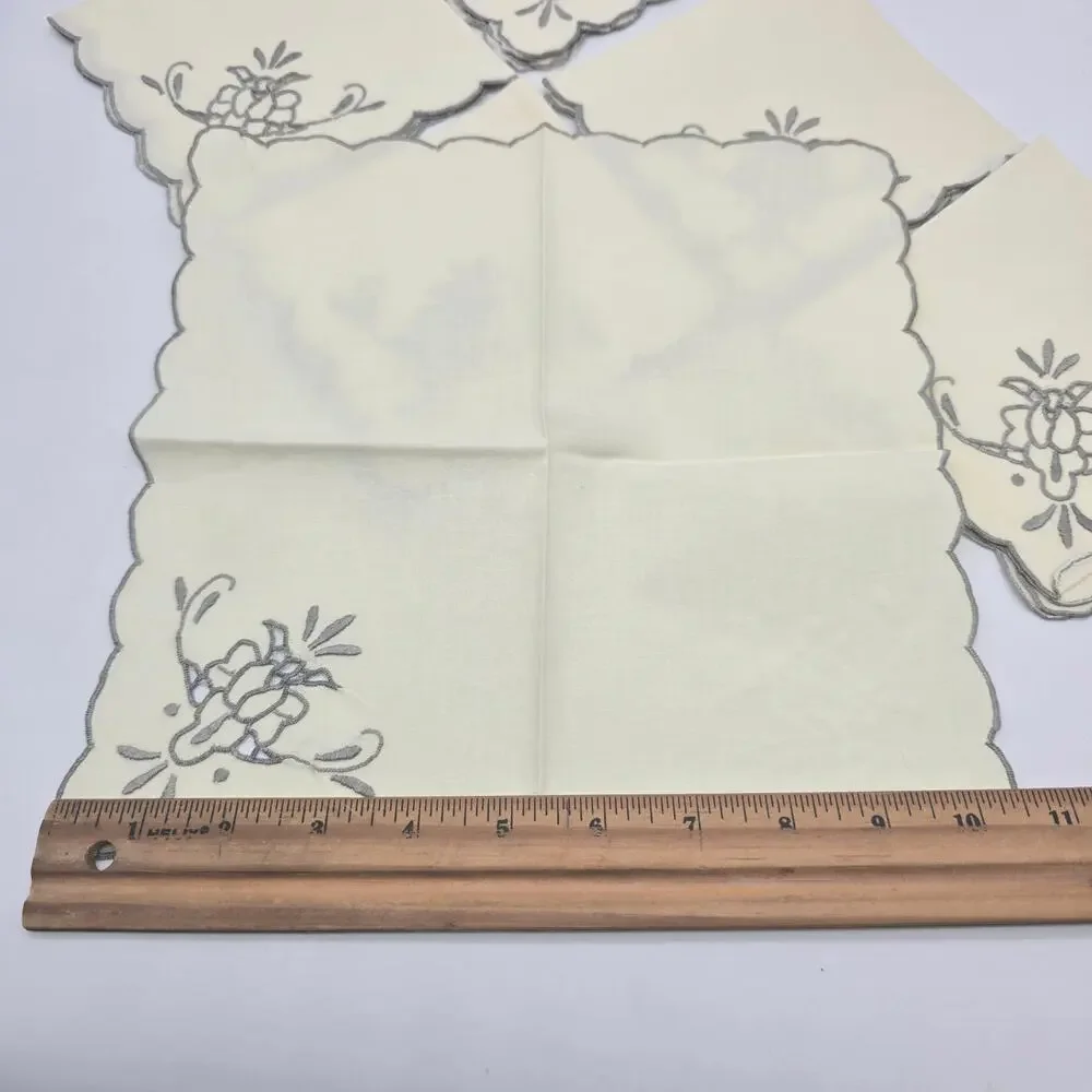 Vintage Embroidered Table Napkins Grandmacore Cottagecore Tea Party Ivory